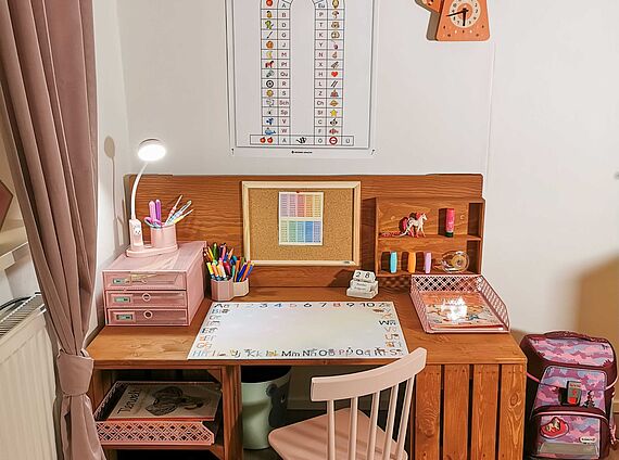 Build your own children's desk