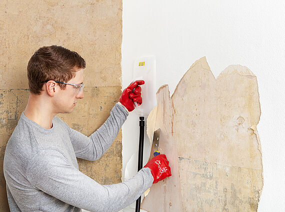 How to remove wallpaper with a wallpaper steamer