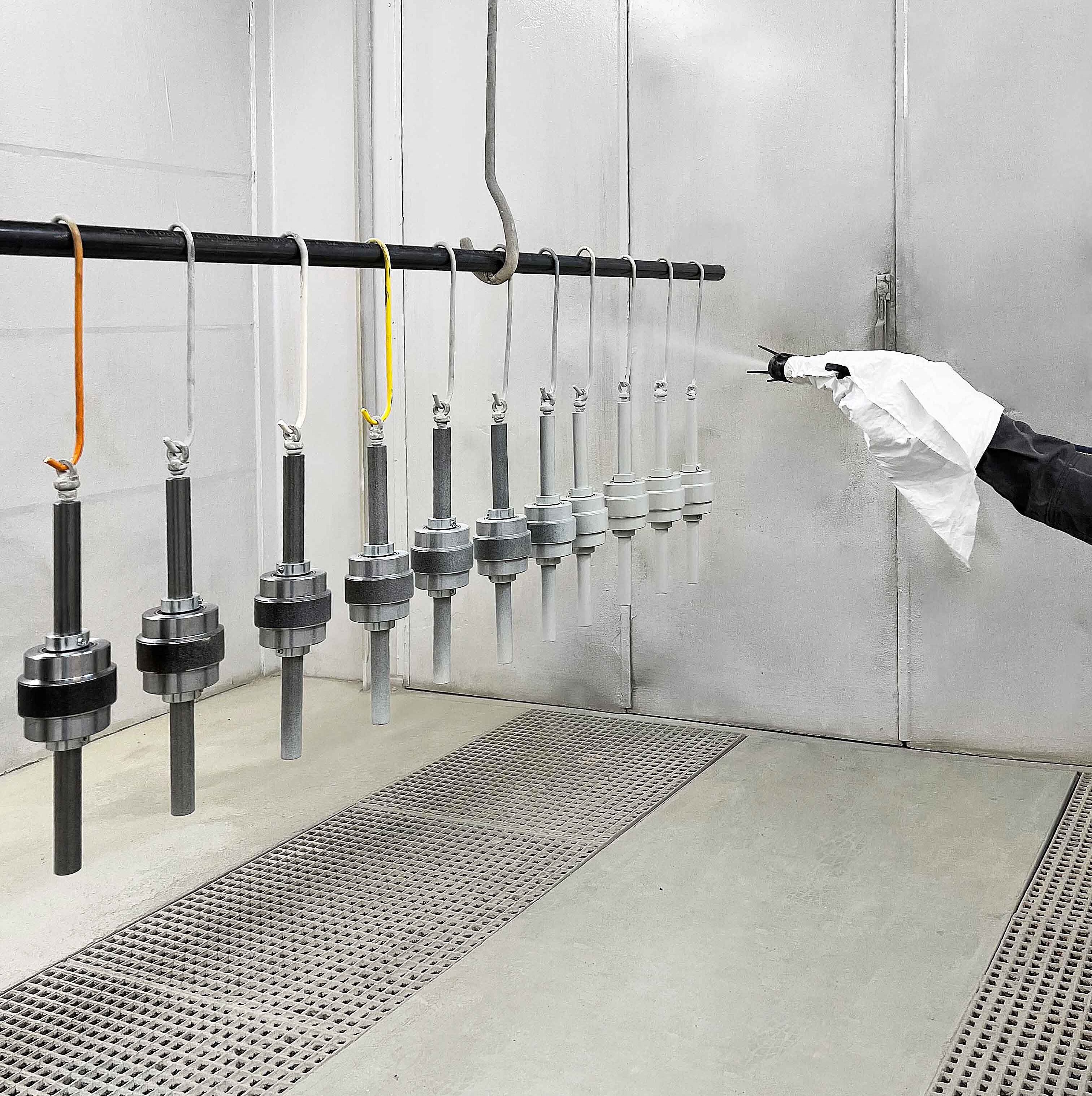 electrostatic coating of workpieces