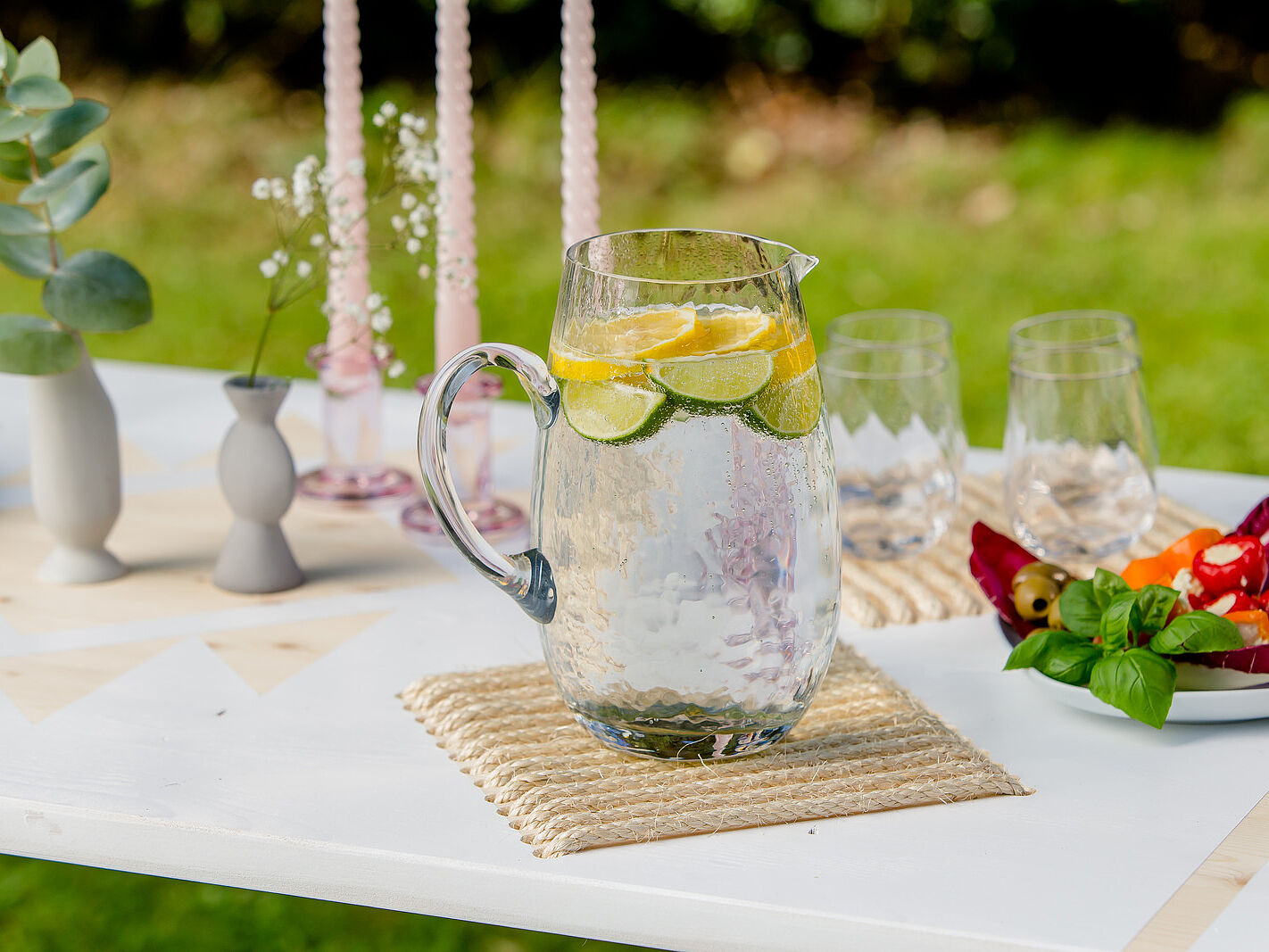 2021 EvaBrenner Beer table bench ambiente after 1