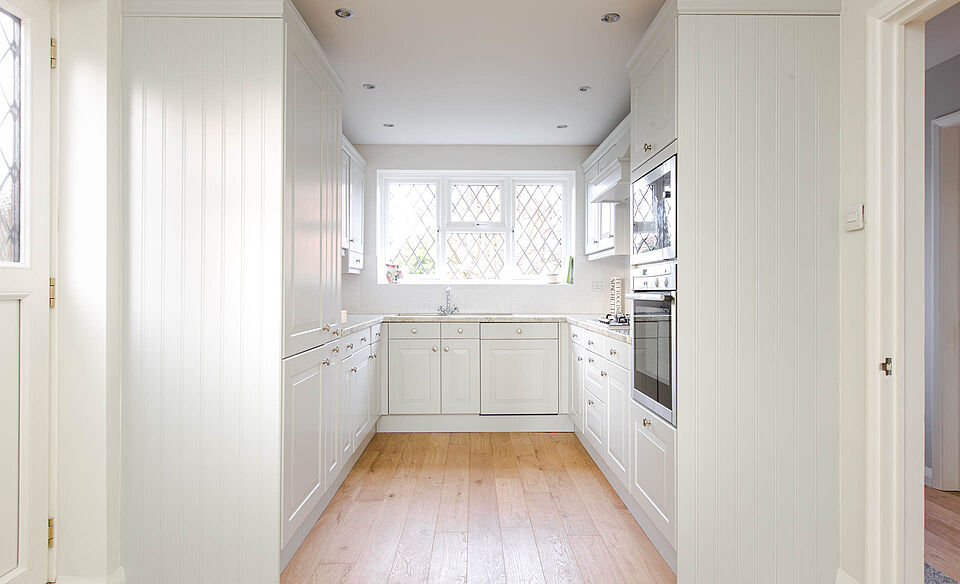 Painting kitchen fronts