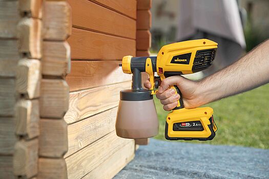 Make your wood shine - with sprayable exterior stain