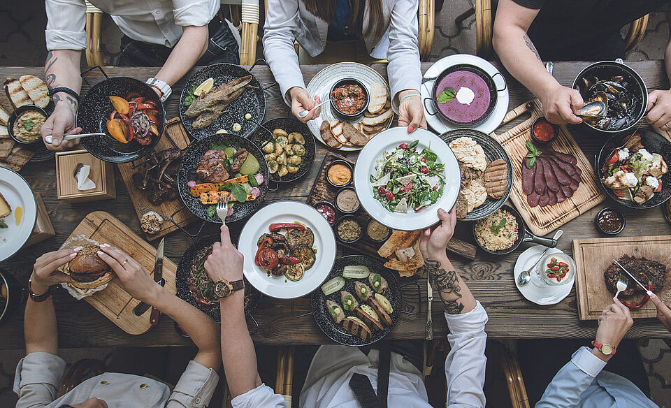 Velatura del tavolo da pranzo