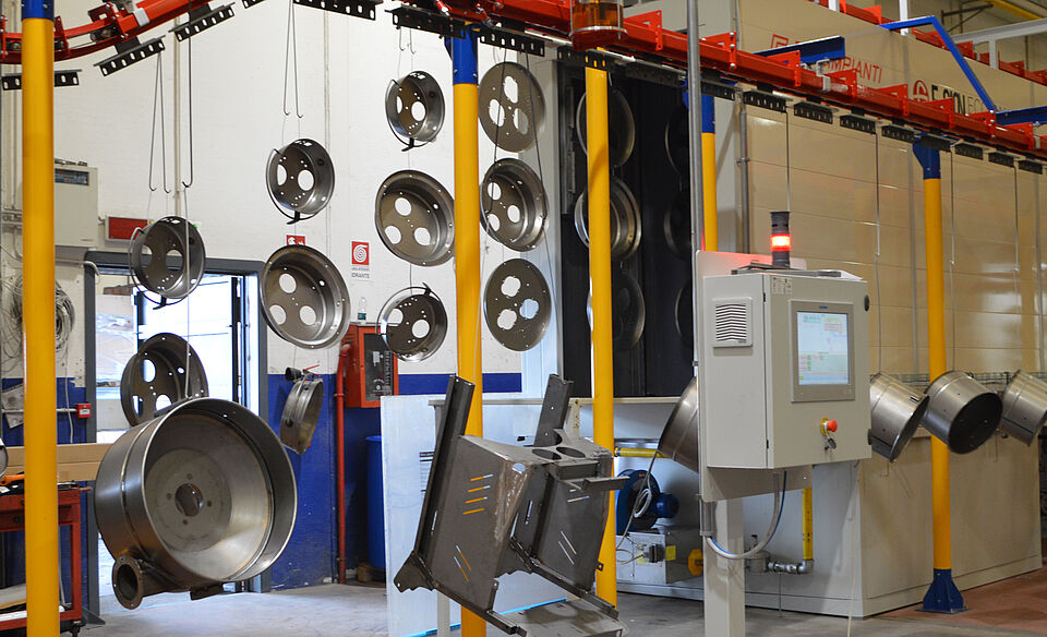powder coating system at delfin vacuums