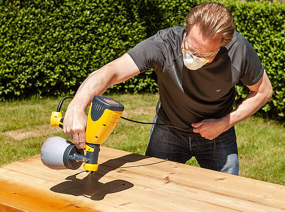 Varnishing a dining table