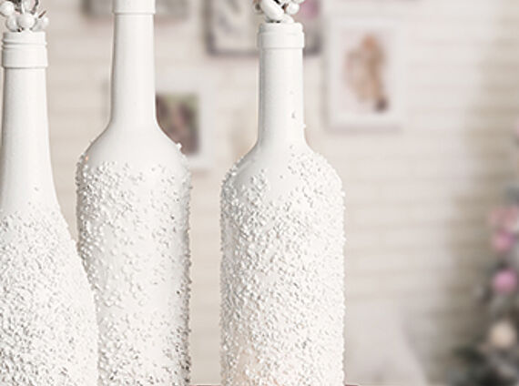 Vases with a snow effect