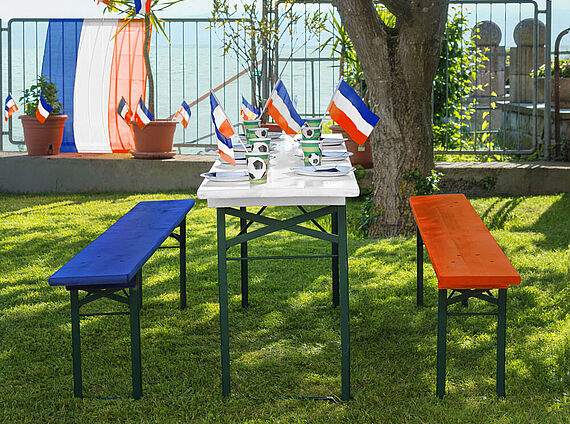 Peindre une garniture de banc à bière