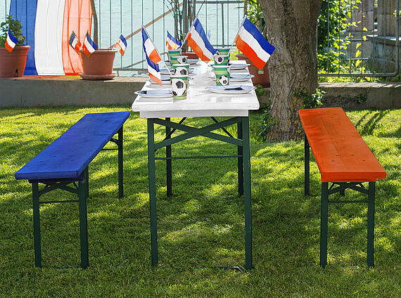 Lacquering bench set