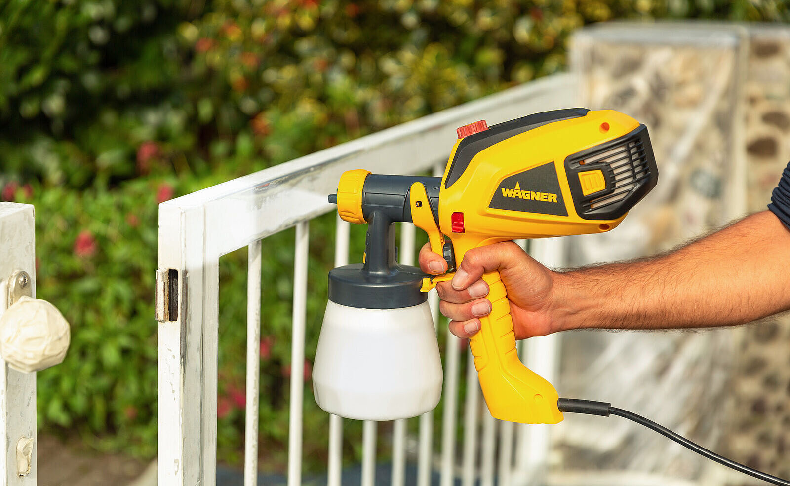WAGNER Group W 590 application close up