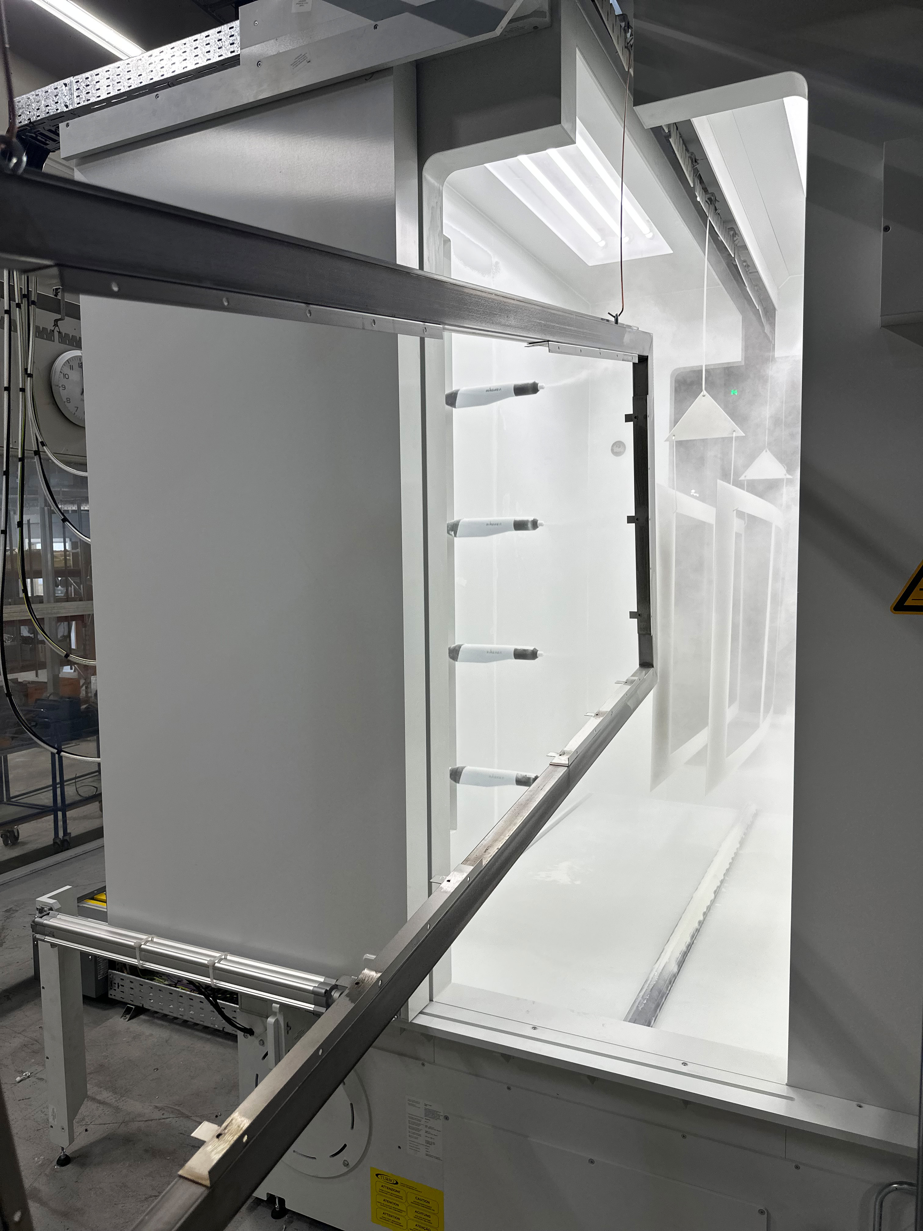 powder coating of metal components